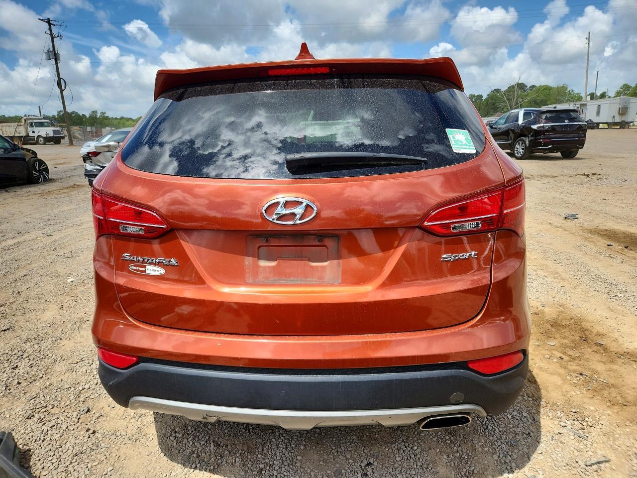 2015 Hyundai Santa Fe Sport 2.4L - Image 6