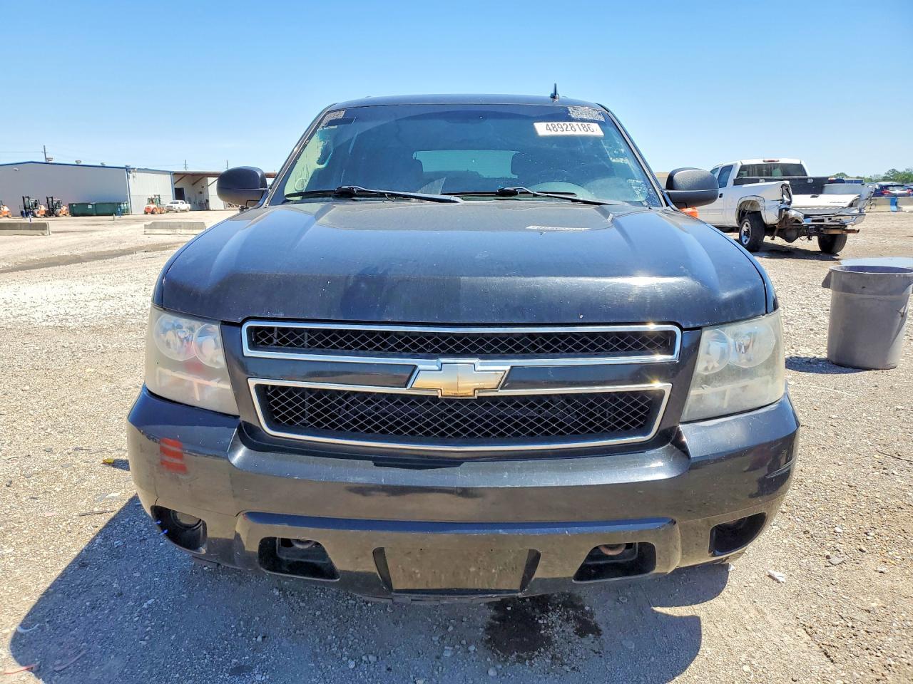 2010 Chevrolet Suburban K1500 Ls - Image 5