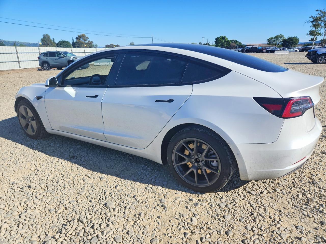 2022 Tesla Model 3 - Image 2
