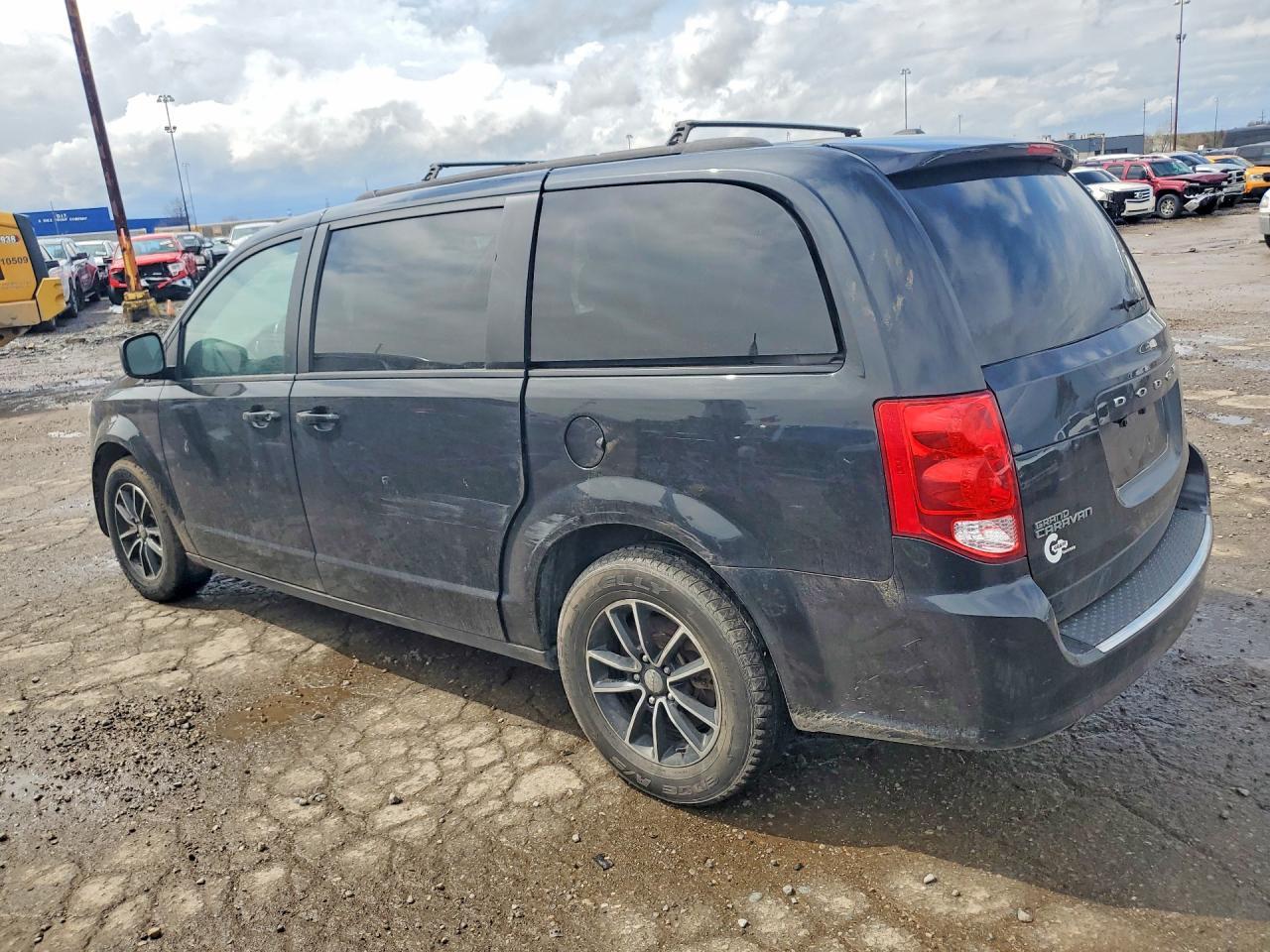 2019 Dodge Grand Caravan Gt - Фото 2