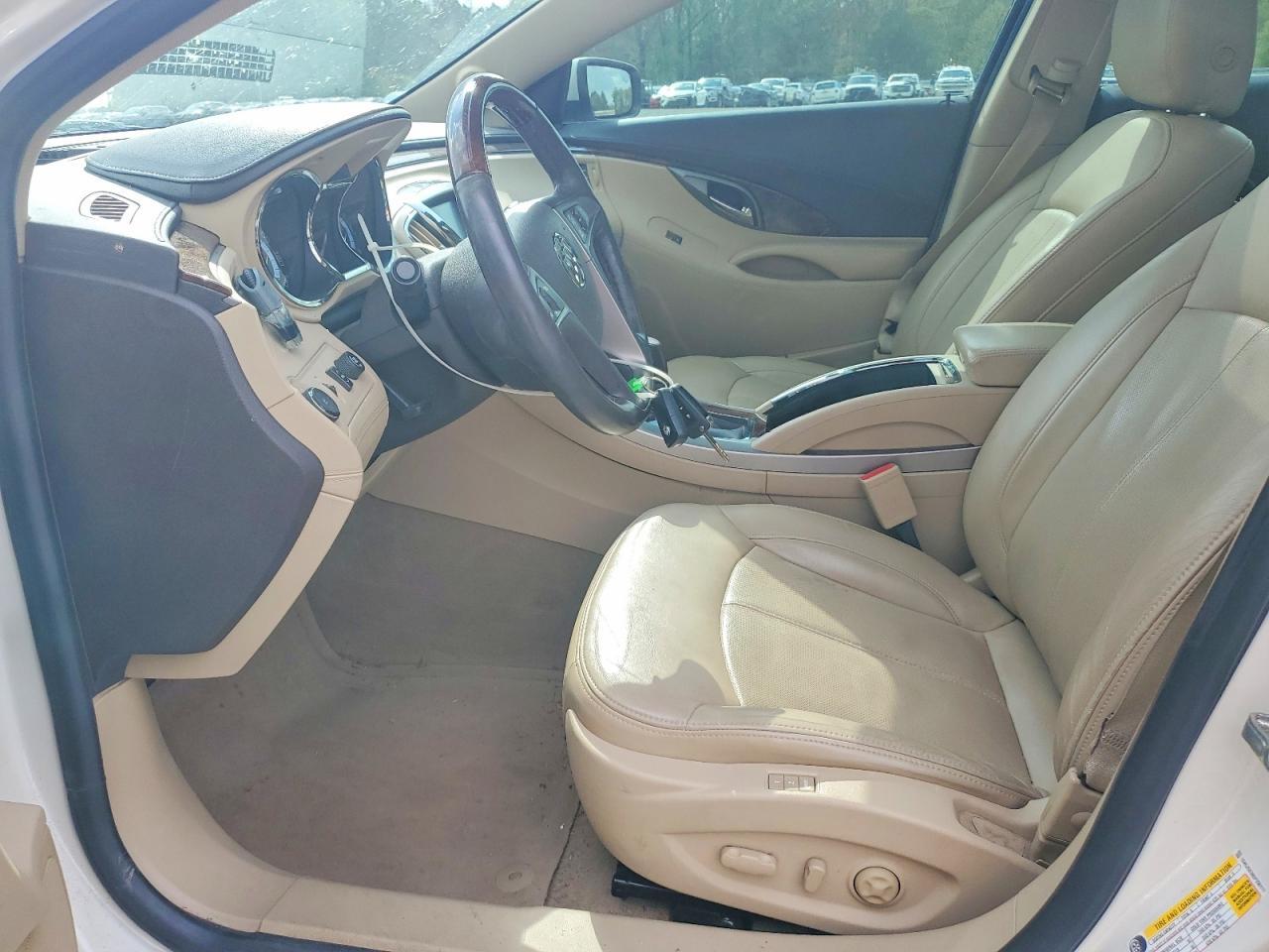 2013 Buick Lacrosse Touring - Image 7