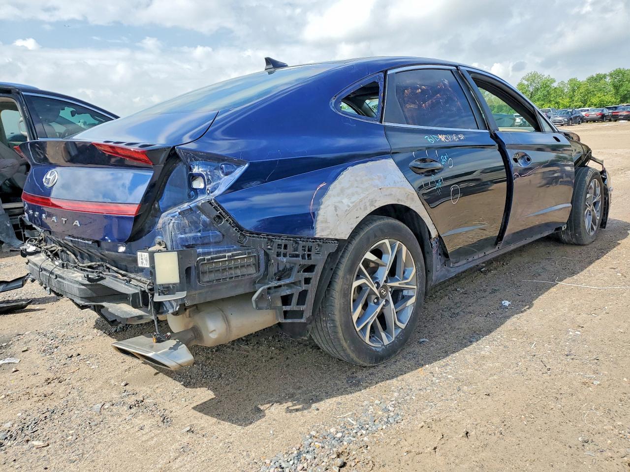 2020 Hyundai Sonata Sel - Image 3