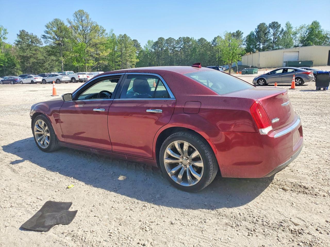 2018 Chrysler 300 Limited - Фото 2