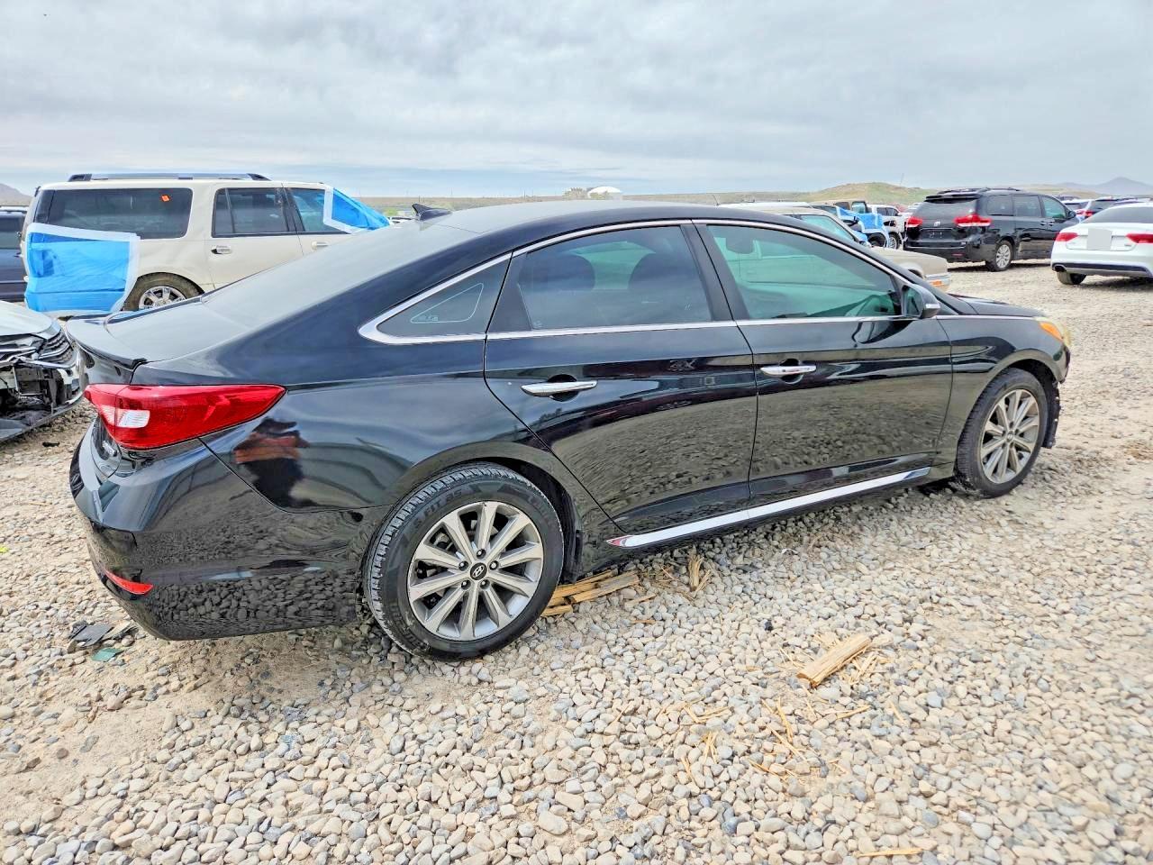 2017 Hyundai Sonata Limited - Image 3