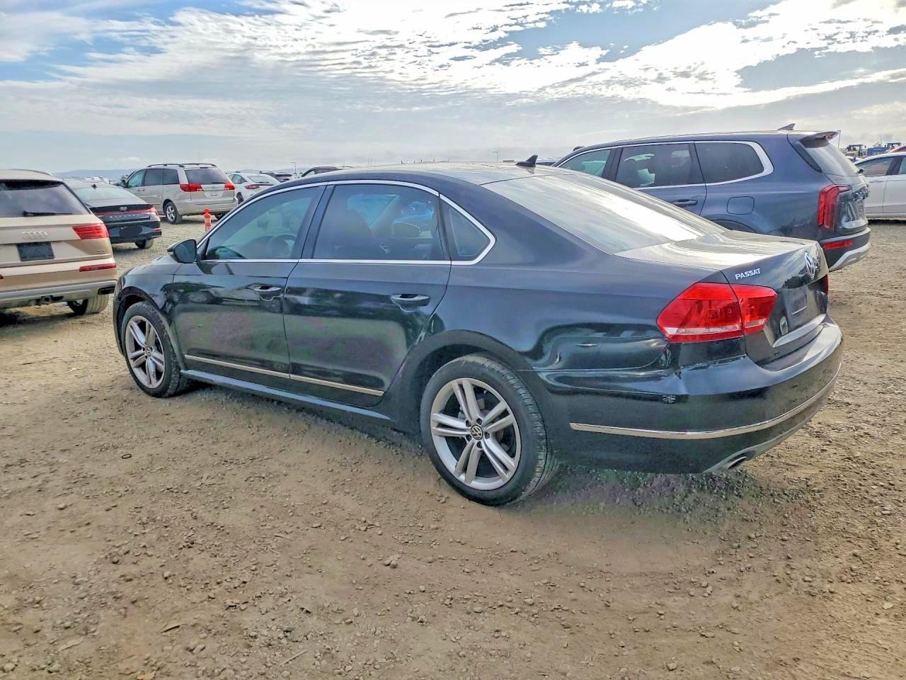 2012 Volkswagen Passat Se - Фото 2