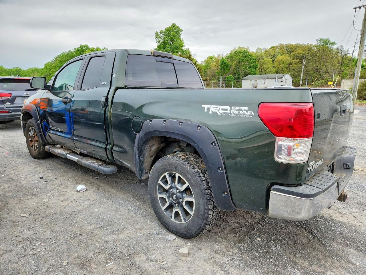 2011 Toyota Tundra Double Cab Sr5 - Фото 2