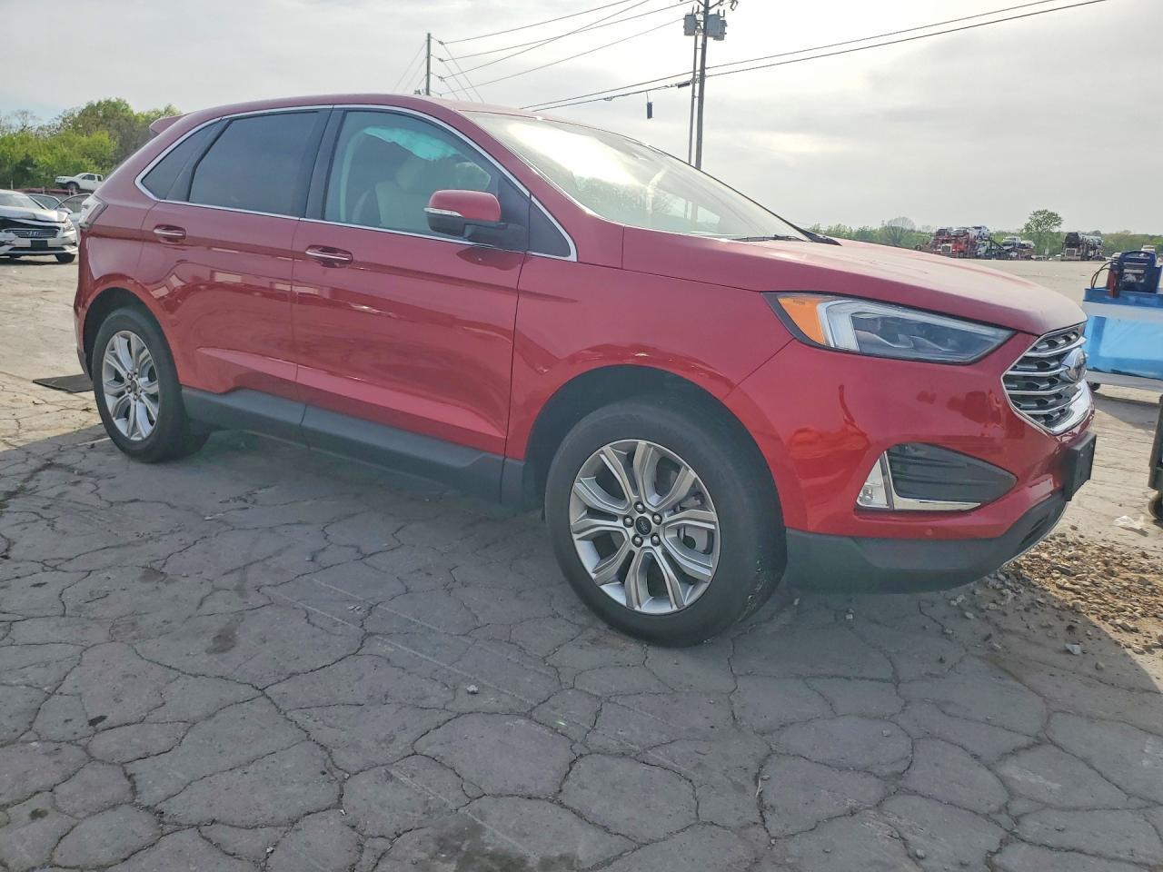 2023 Ford Edge Titanium - Фото 4