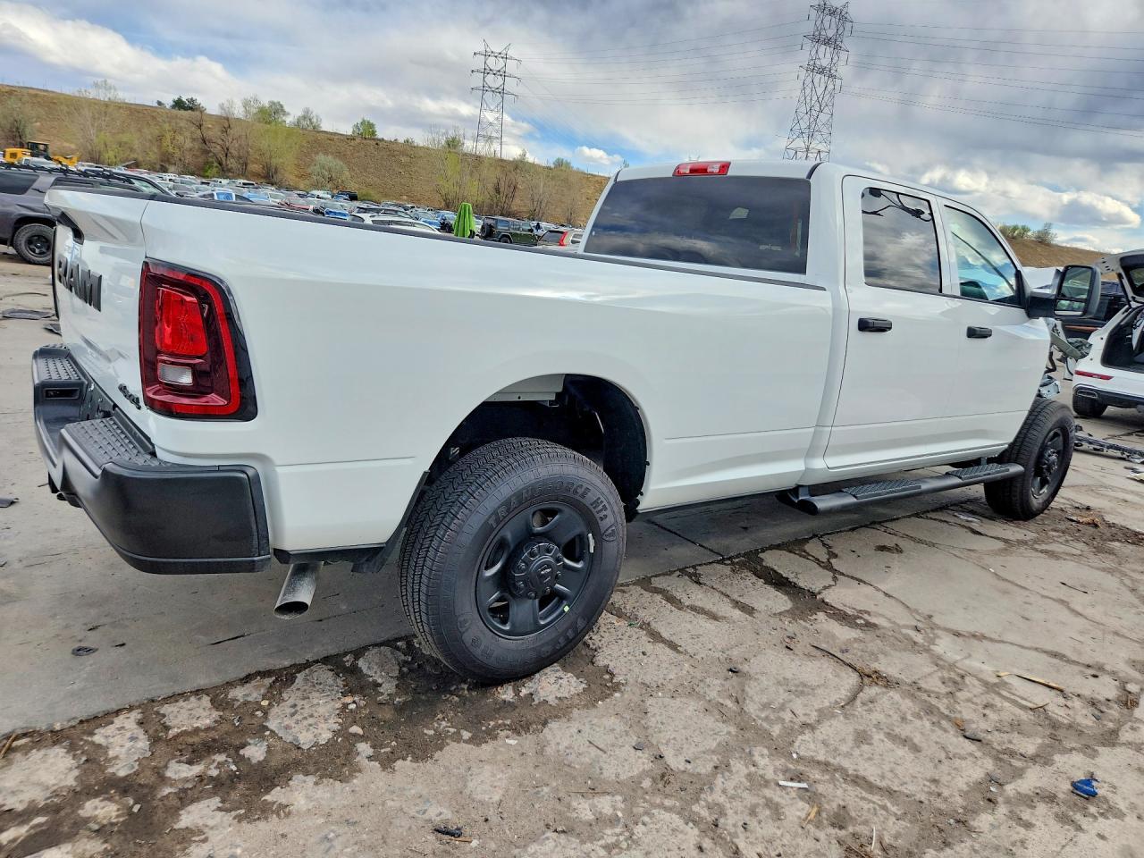 2026 Ram 3500 Tradesman - Фото 3