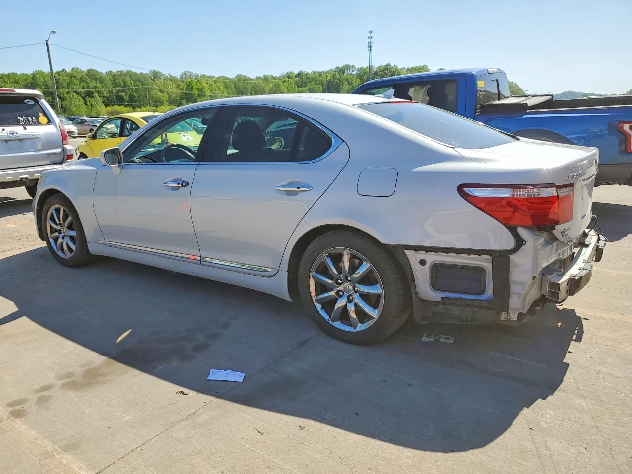 2008 Lexus Ls 460 - Image 2