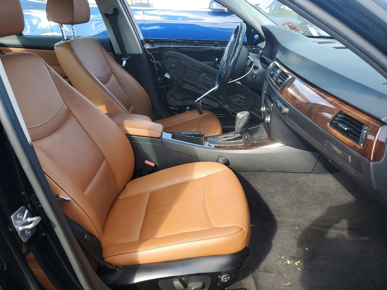 2011 BMW 328 Xi Sulev - Image 7