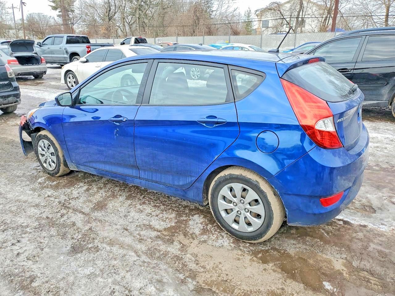 2016 Hyundai Accent Se - Image 2