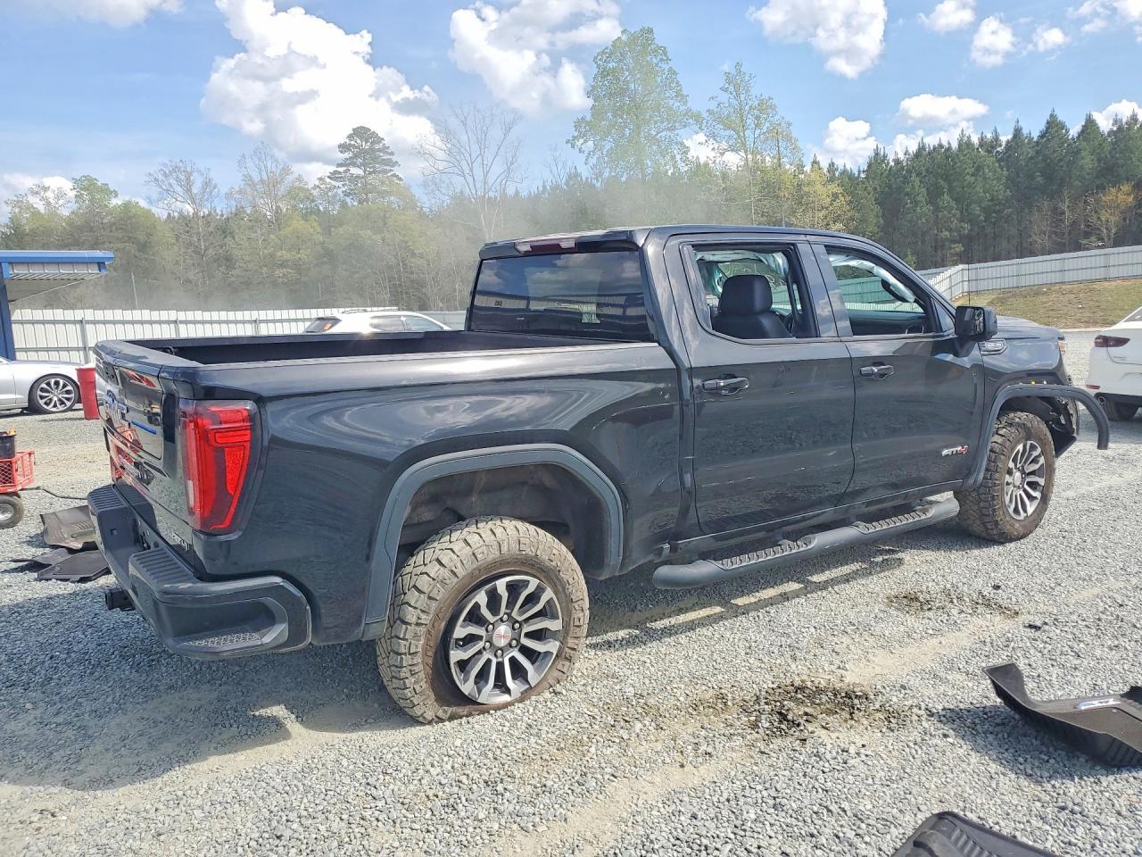 2021 GMC Sierra K1500 At4 - Фото 3