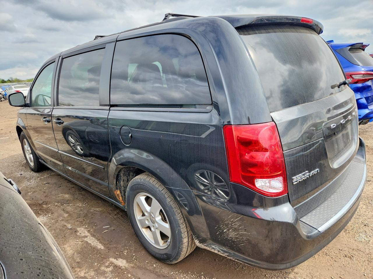 2013 Dodge Grand Caravan Sxt - Фото 2