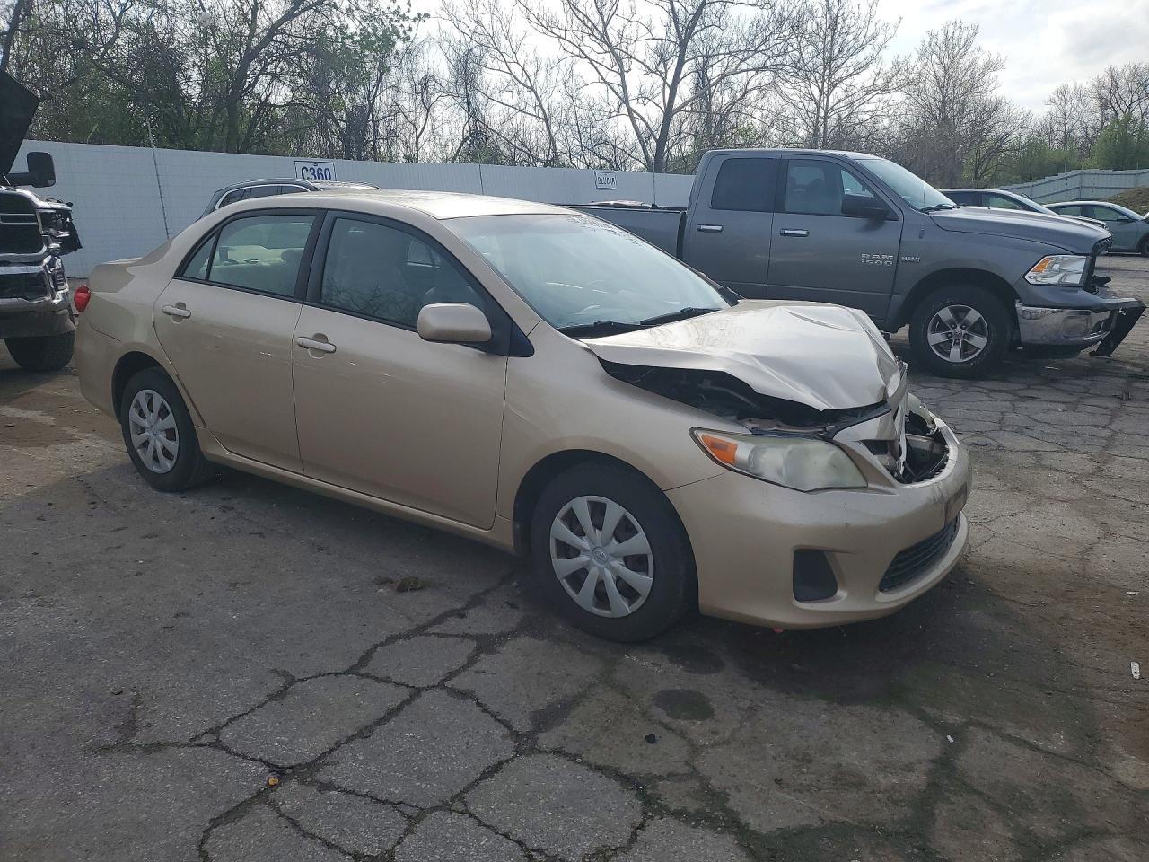 2011 Toyota Corolla Le - Фото 4