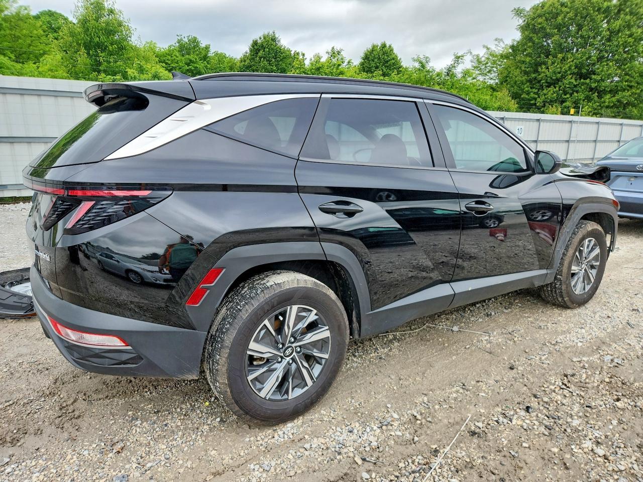 2022 Hyundai Tucson Blue - Image 3