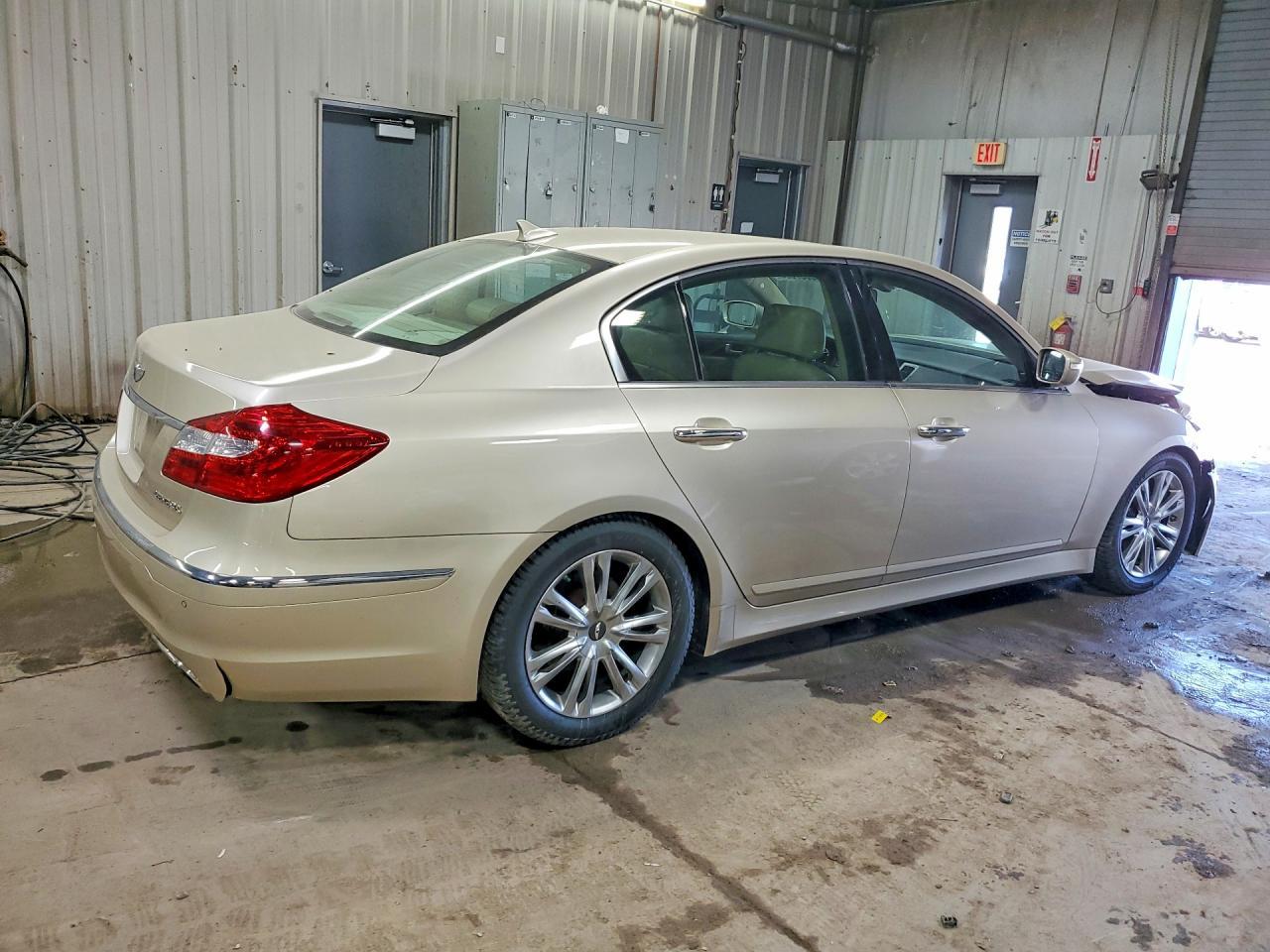 2012 Hyundai Genesis 3.8L - Image 3