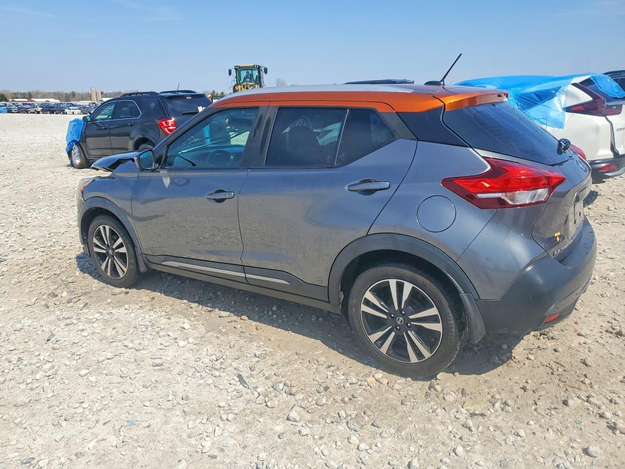 2019 Nissan Kicks S - Фото 2