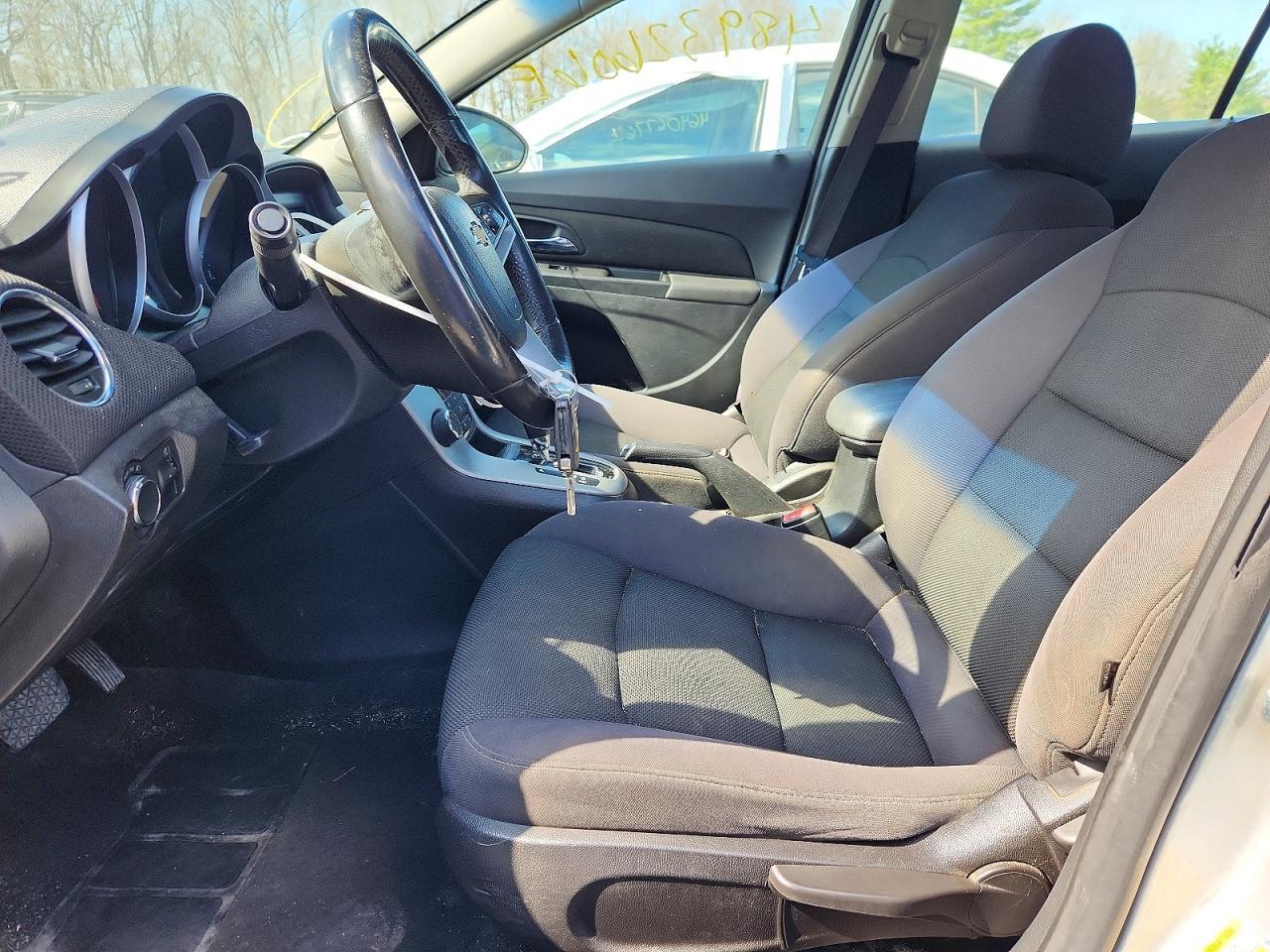 2013 Chevrolet Cruze Lt - Image 7