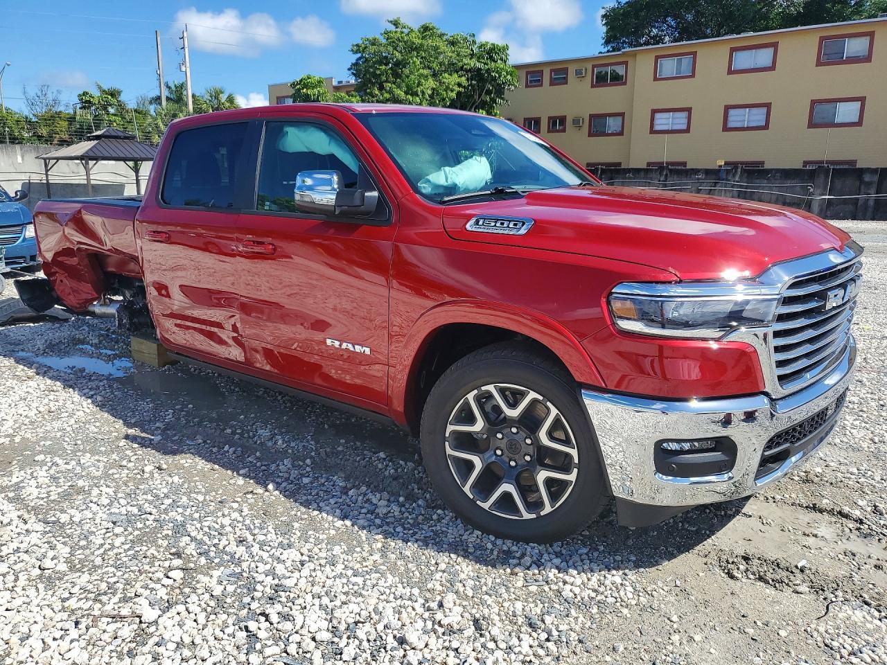 2026 Ram 1500 Laramie - Фото 4