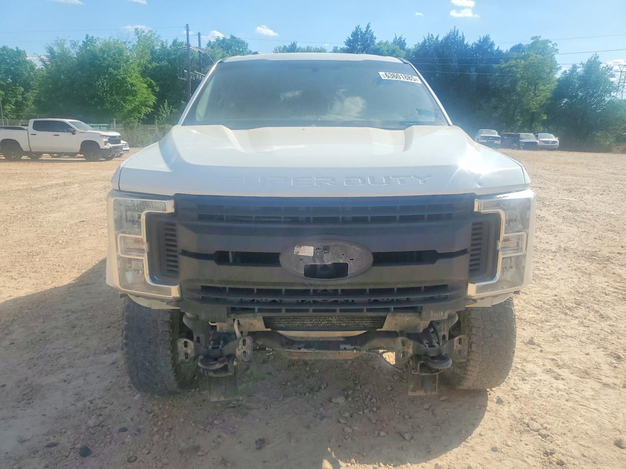 2019 Ford F350 Super Duty - Фото 5