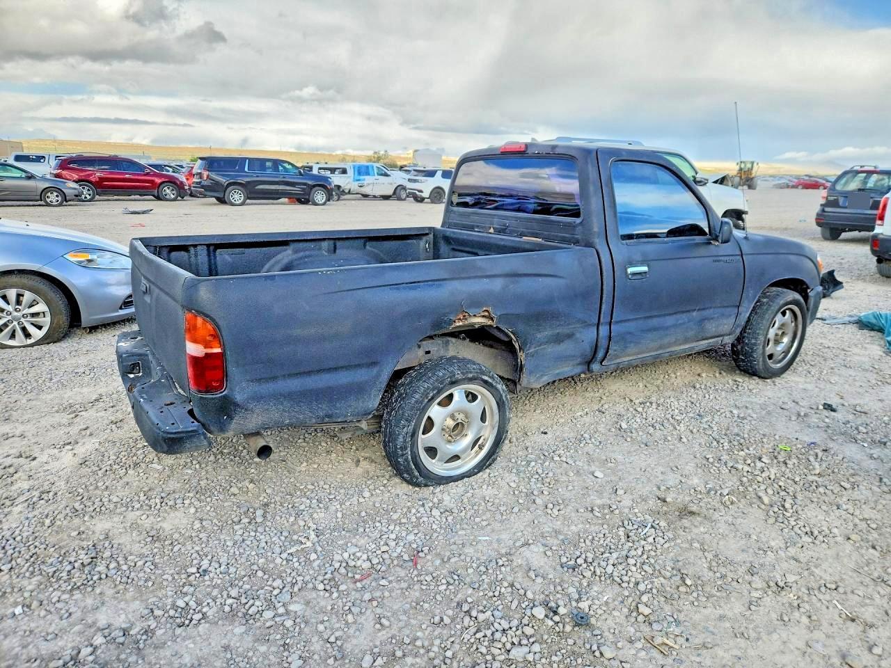 1999 Toyota Tacoma Base - Фото 3