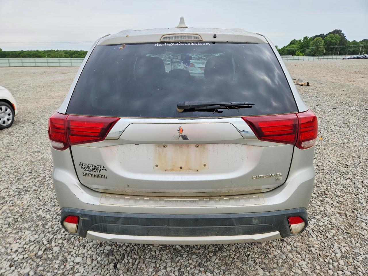 2018 Mitsubishi Outlander Se - Image 6