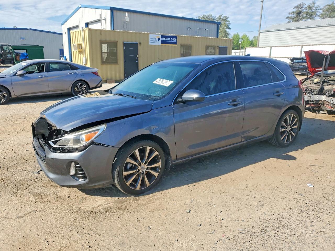 2019 Hyundai Elantra Gt Base