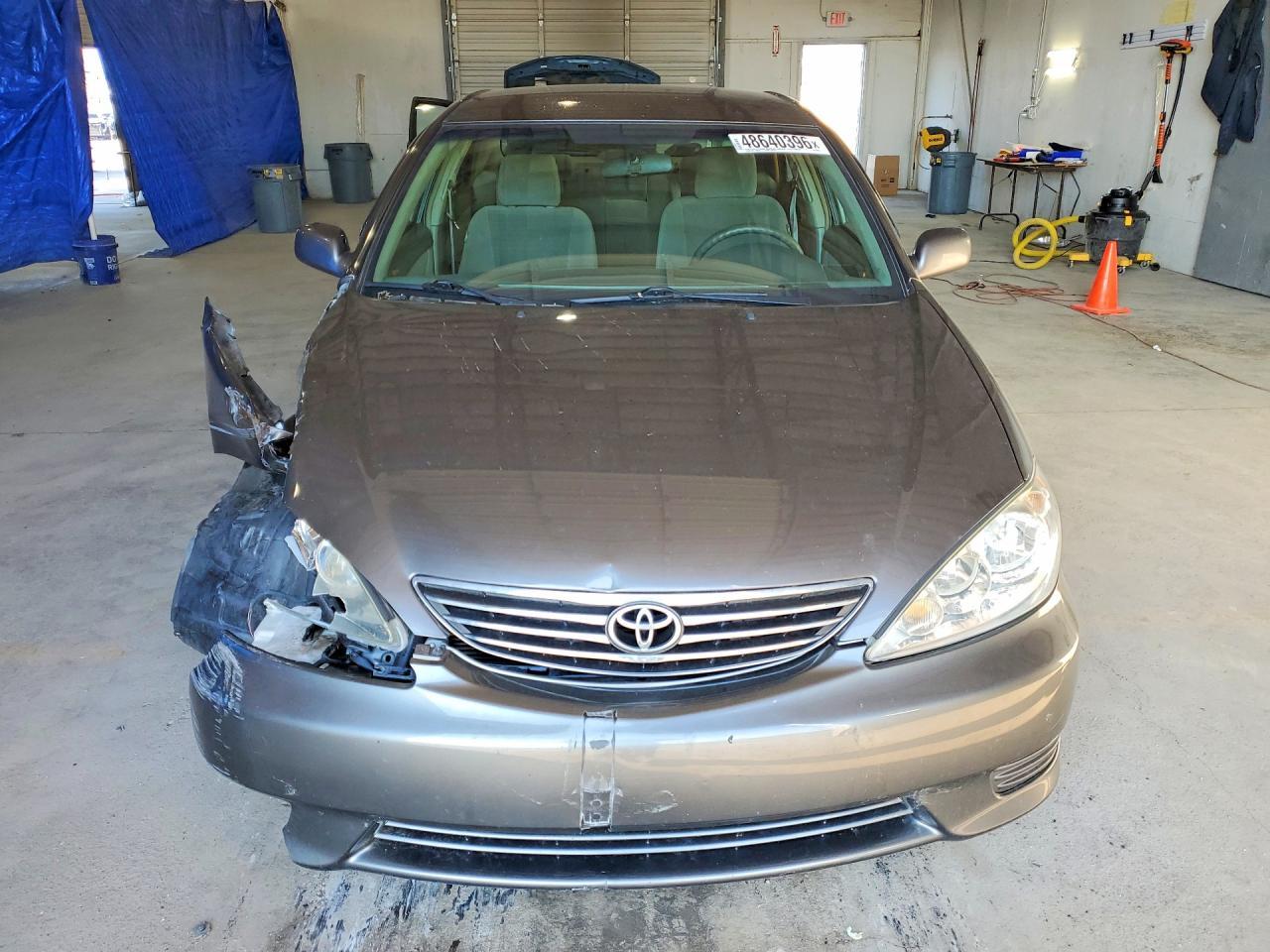 2005 Toyota Camry - Image 5