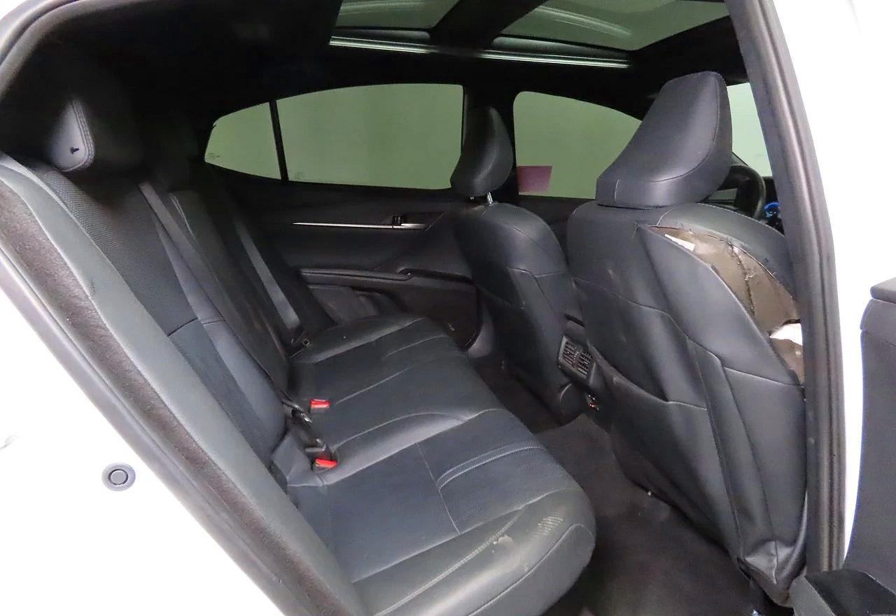 2025 Toyota Camry Xse - Image 6