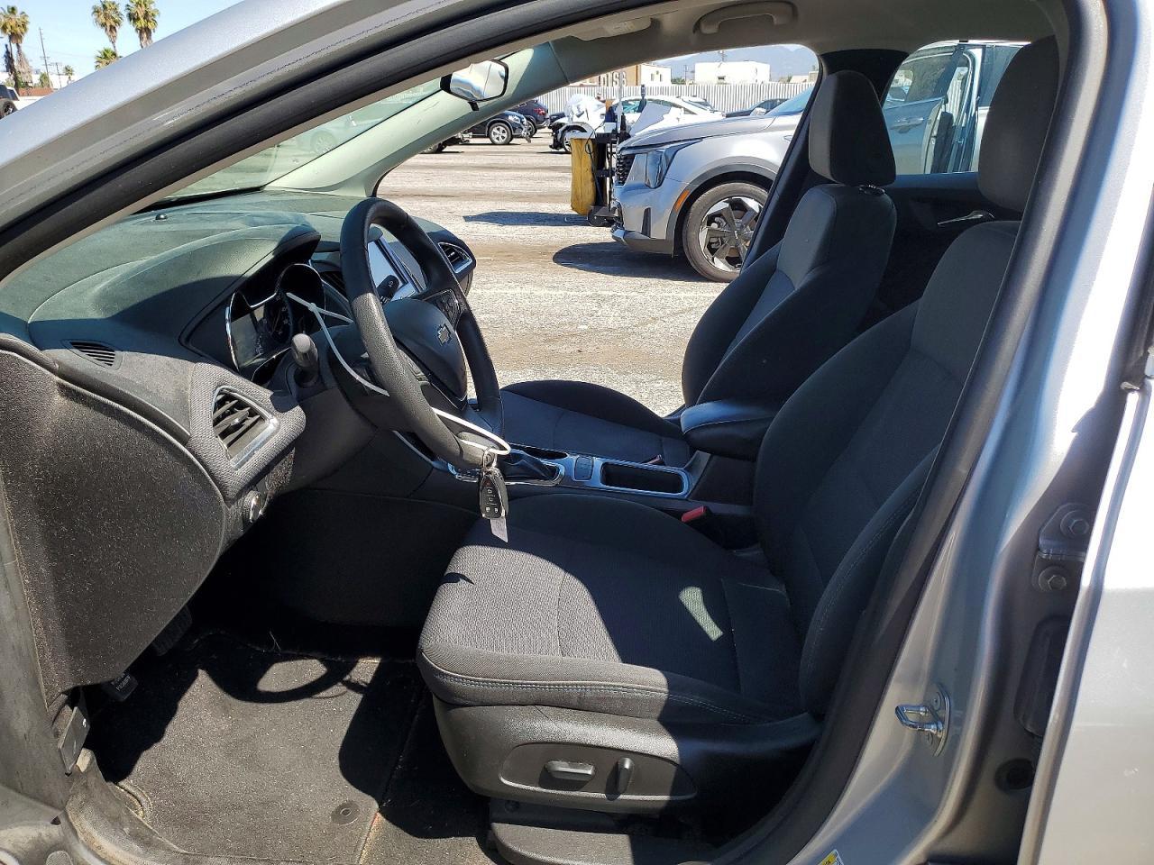 2017 Chevrolet Cruze - Фото 7