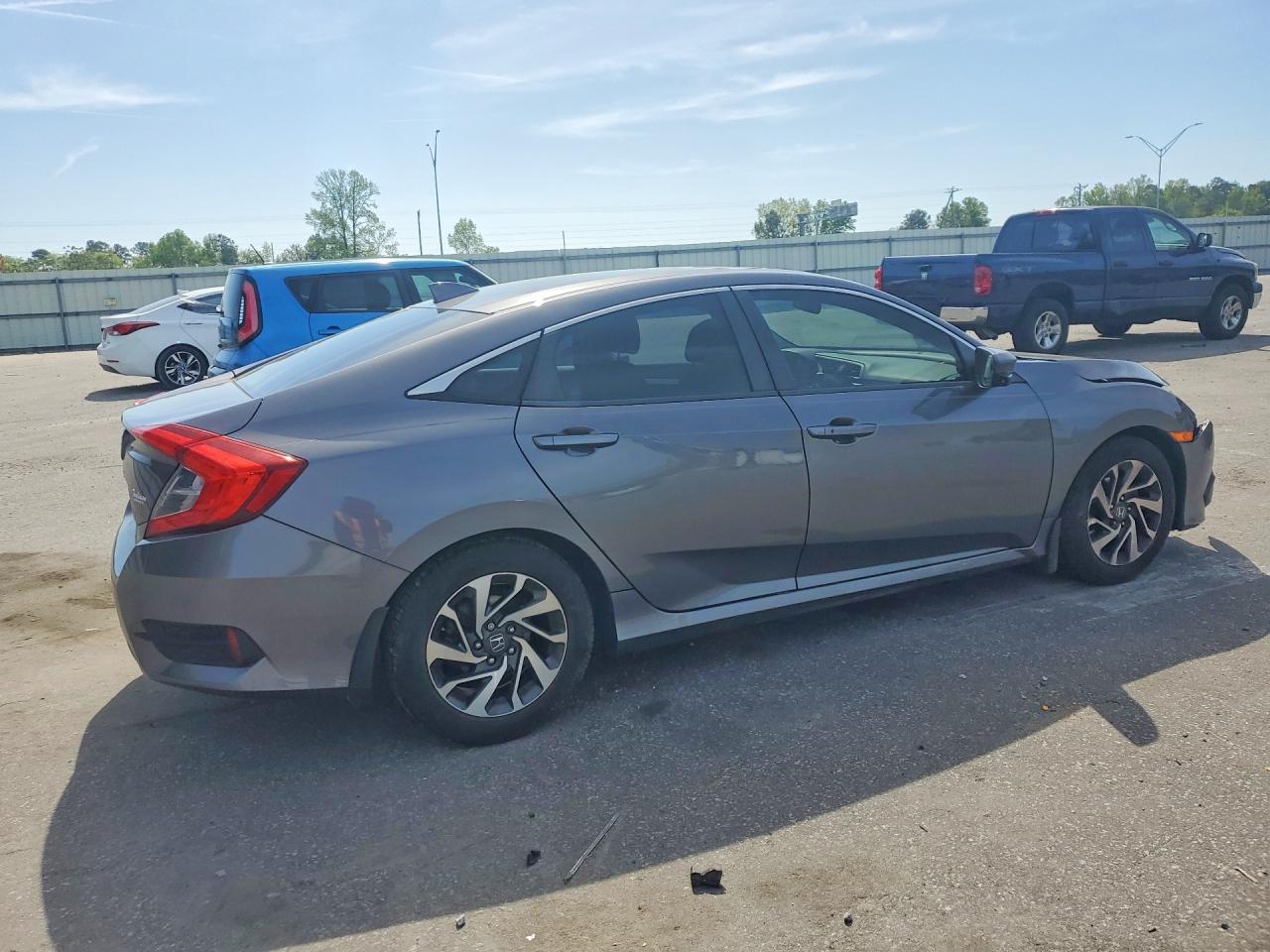 2017 Honda Civic Ex - Фото 3