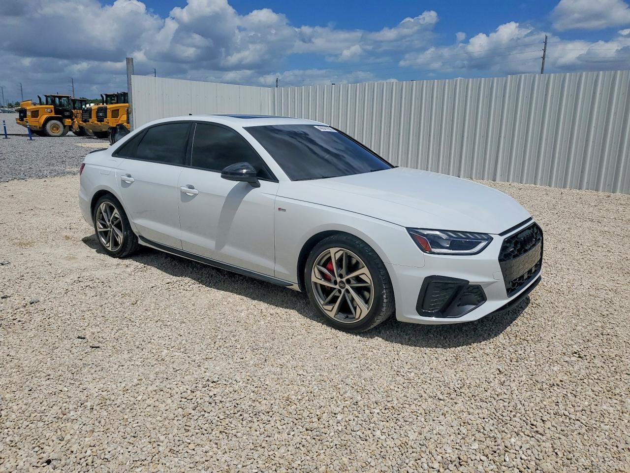 2023 Audi A4 Premium Plus 45 - Image 4