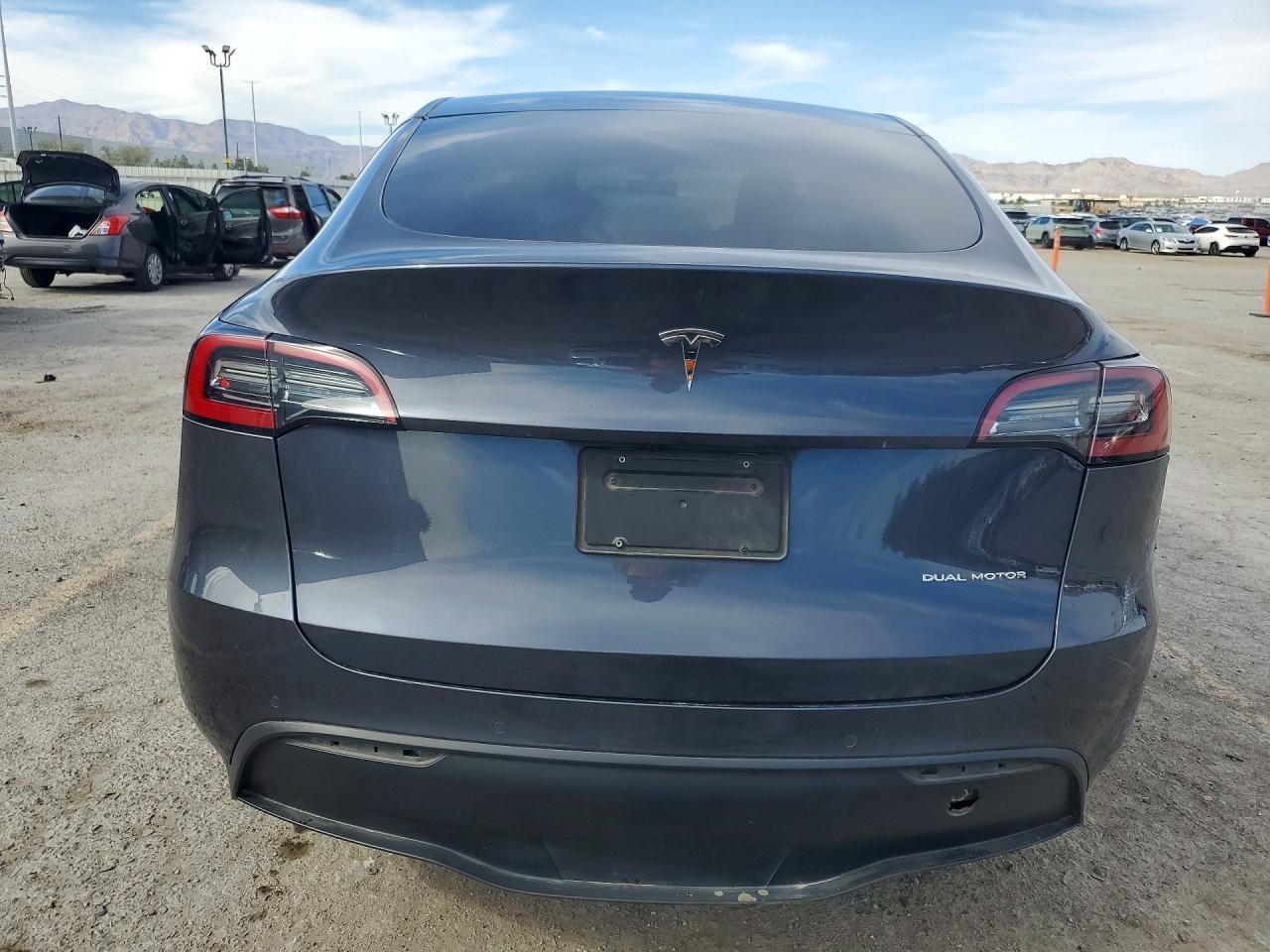 2022 Tesla Model Y - Image 6