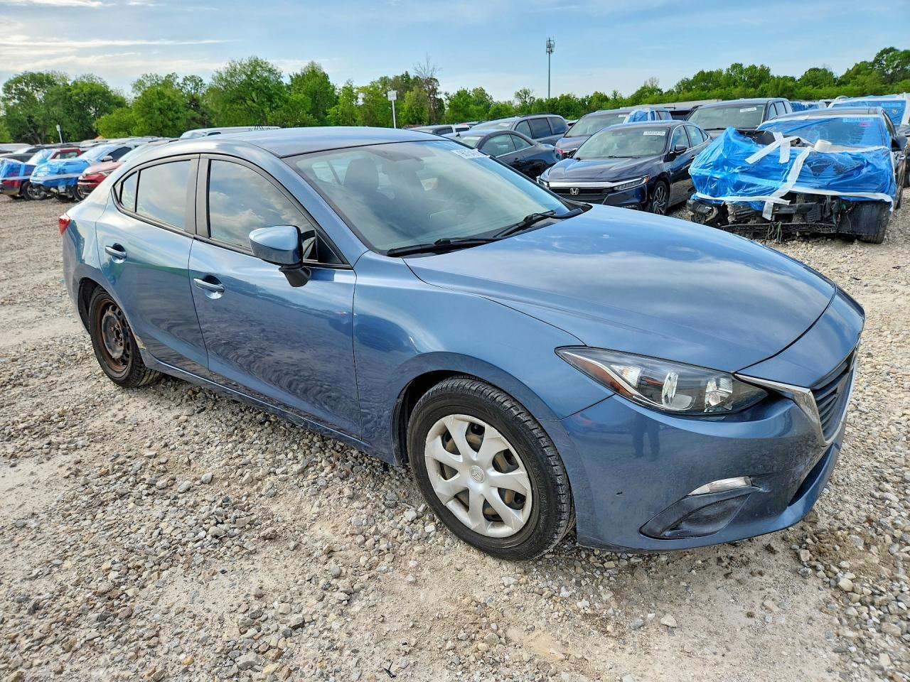 2015 Mazda 3 Sport - Image 4