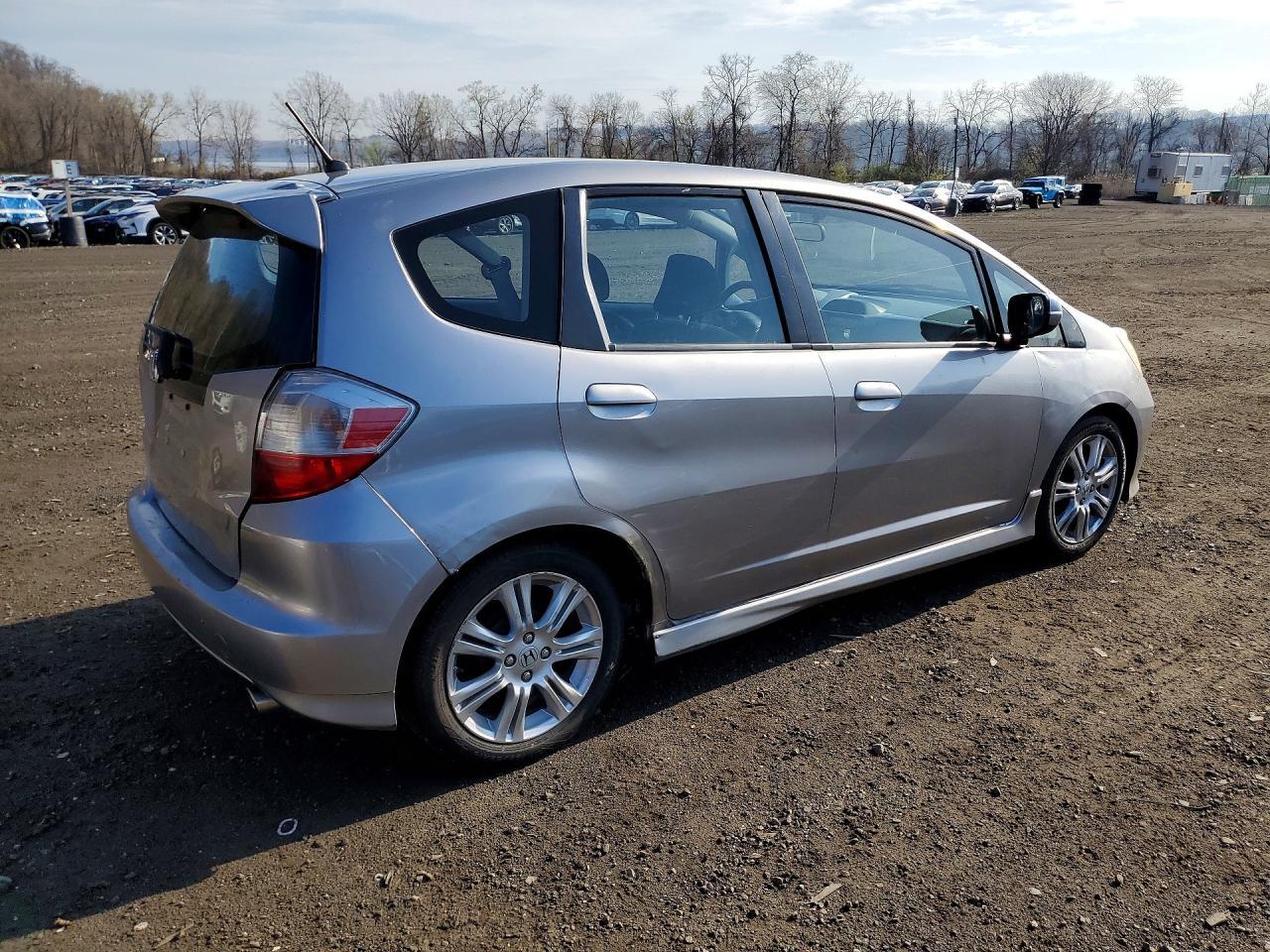 2009 Honda Fit Sport - Image 3