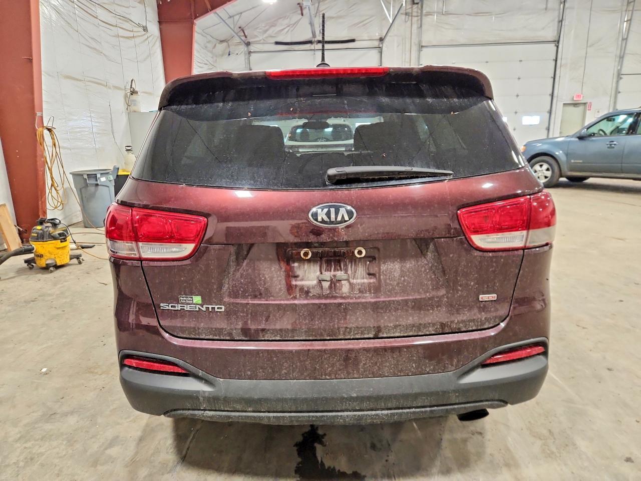 2017 Kia Sorento Lx - Фото 6