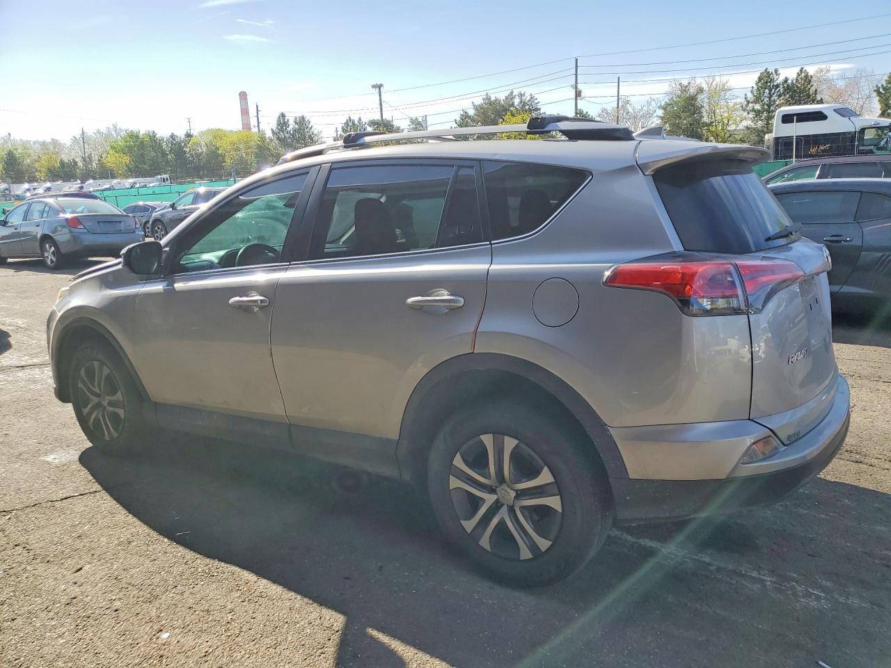 2018 Toyota Rav4 Le - Фото 2