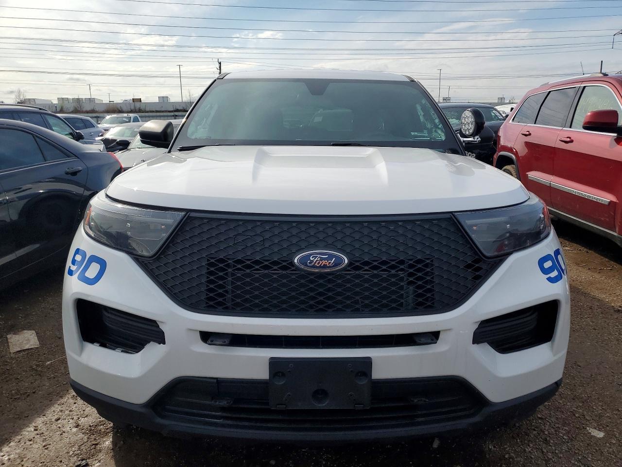 2022 Ford Explorer Police Interceptor - Image 5