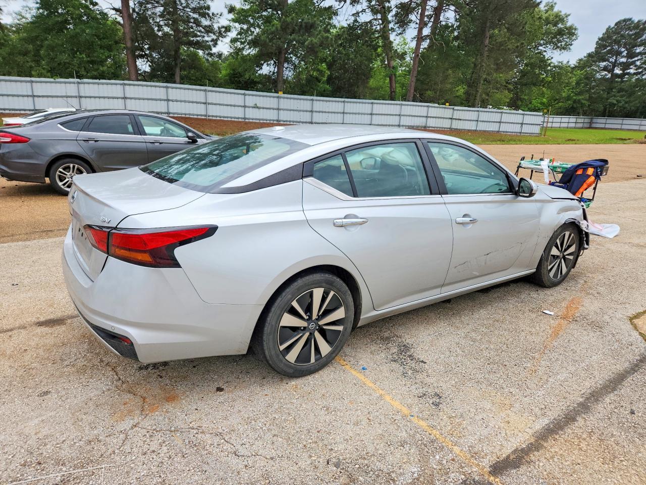 2022 Nissan Altima Sv - Фото 3