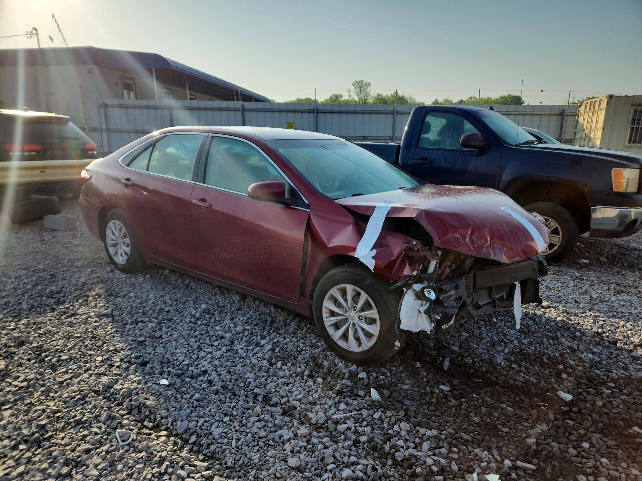 2016 Toyota Camry Le - Фото 4