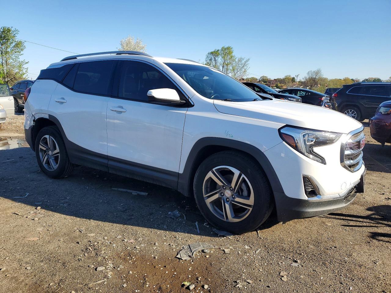 2018 GMC Terrain Slt - Image 4