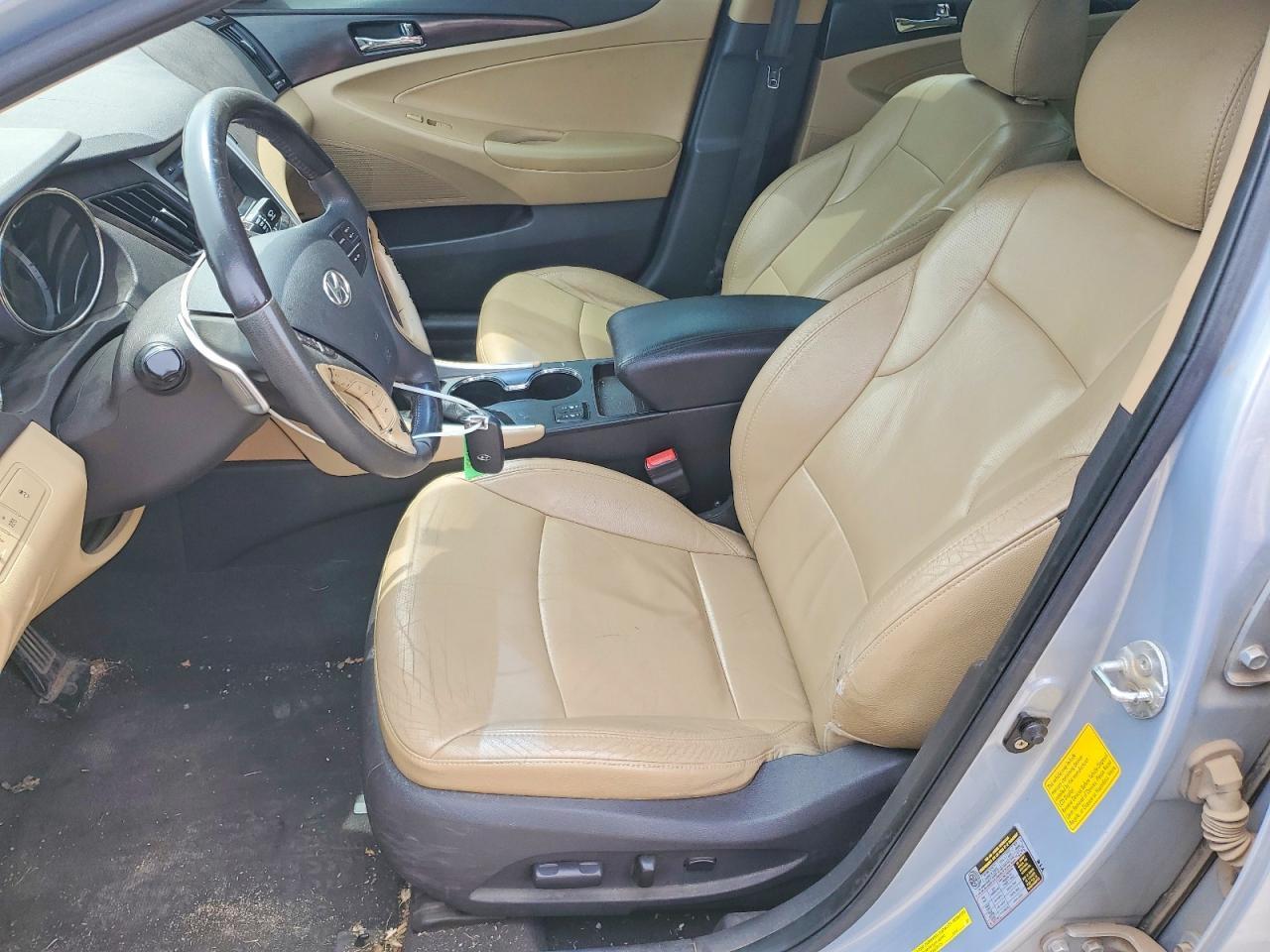 2011 Hyundai Sonata Limited 2.0T - Image 7