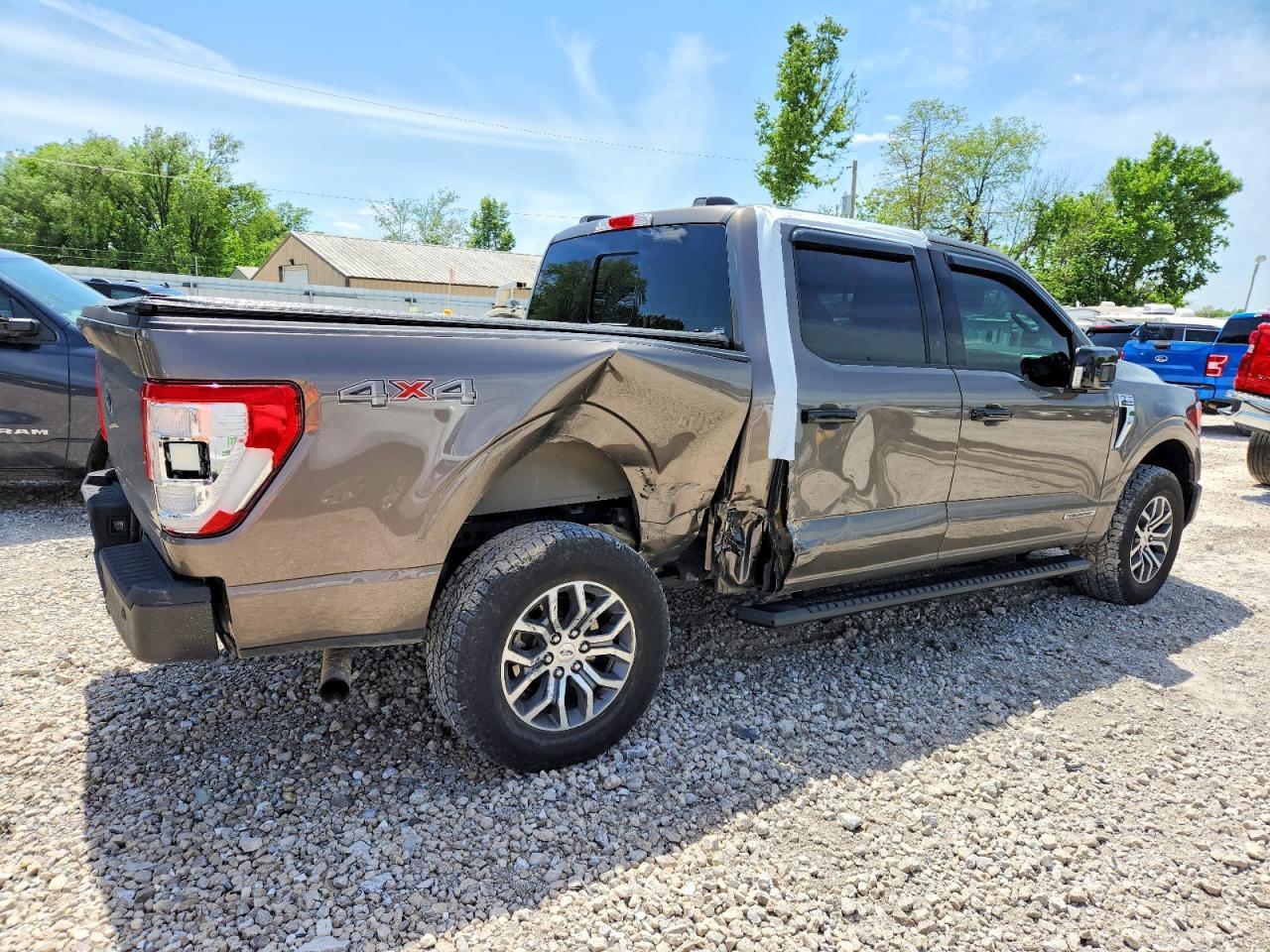 2021 Ford F150 Supercrew - Фото 3