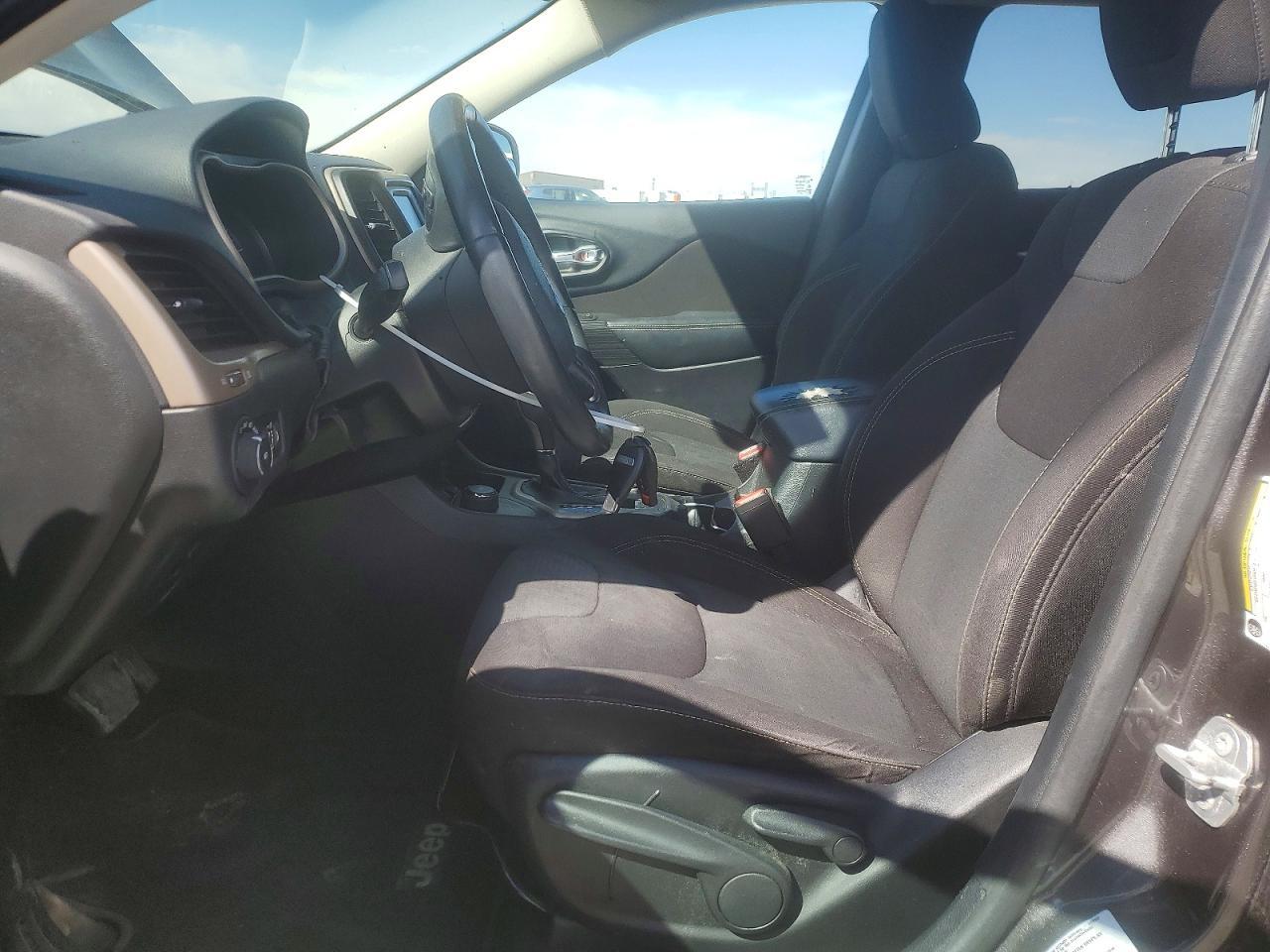 2016 Jeep Cherokee Latitude - Фото 7