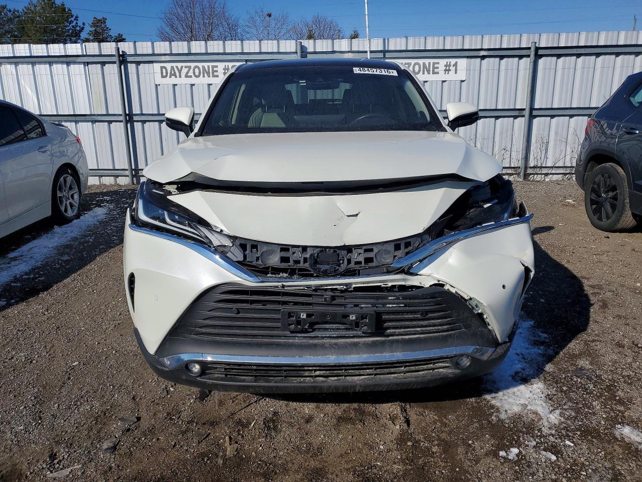 2022 Toyota Venza Le - Фото 5