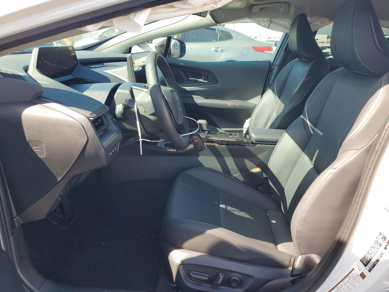 2024 Toyota Prius Xle - Фото 7