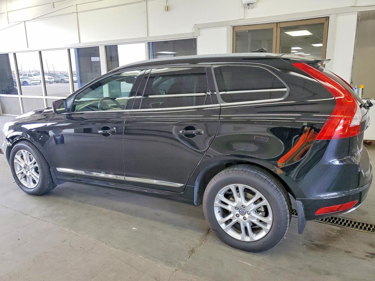 2016 Volvo Xc60 T5 Platinum - Фото 2
