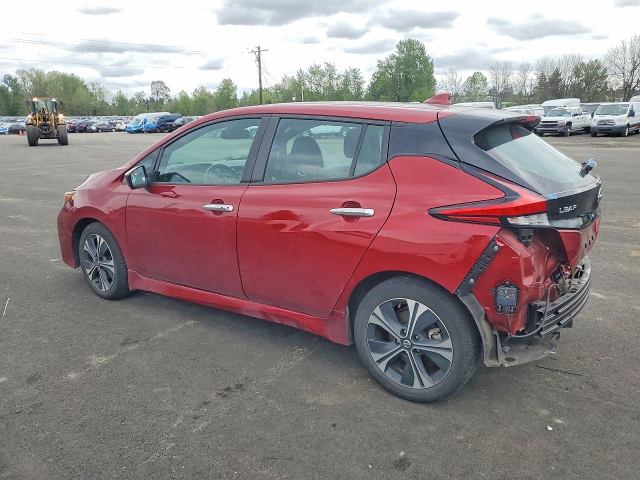 2022 Nissan Leaf Sv - Image 2