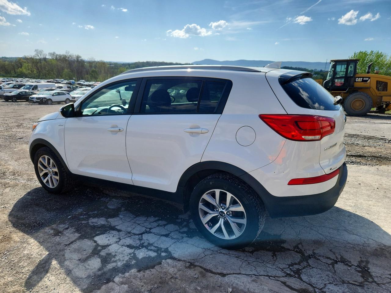 2015 Kia Sportage Lx - Image 2