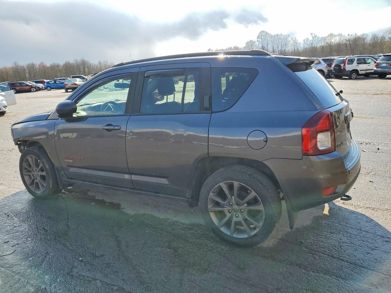 2016 Jeep Compass Sport - Image 2